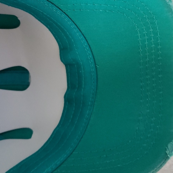 KBETHOS | NWT Women's Distressed Embroidered Baseball Cap "Dog Vibes Only" - Picture 9 of 12